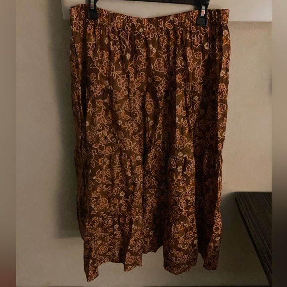 Brand new J Crew women’s floral skirt - Picture 4 of 8